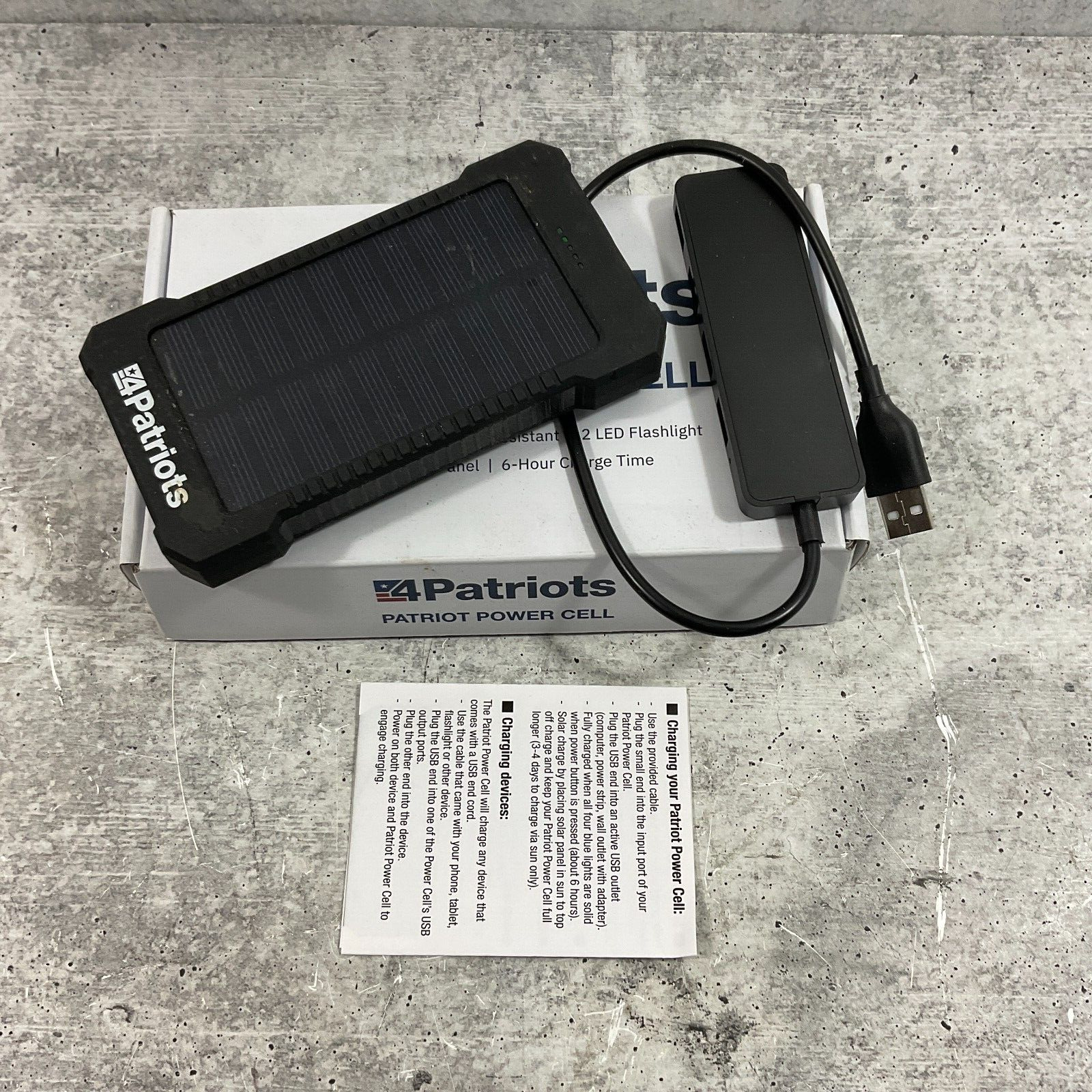 4Patriots Power Cell 8000mAh Water Resistant 2 LED Flashlight 1.5 Watt Solar box