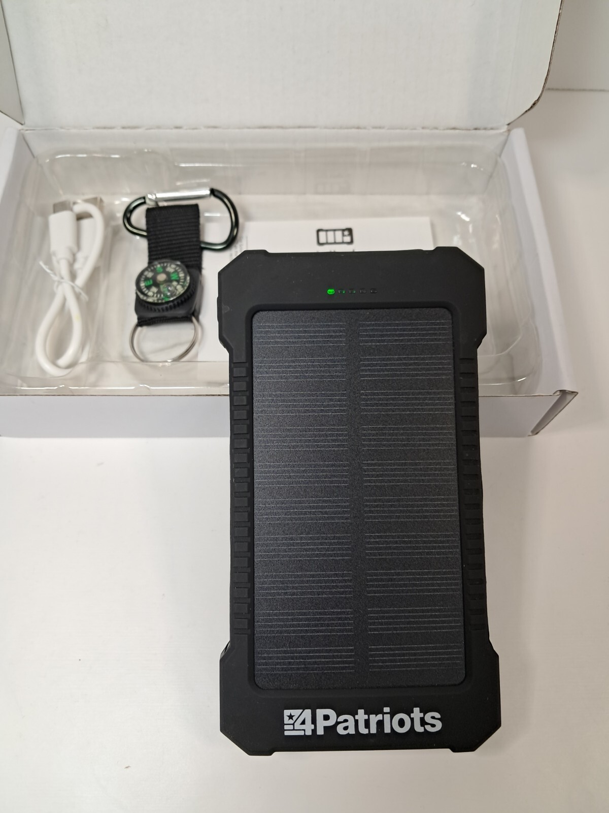 4 Patriots Power Cell, 1.5 Watt Solar Panel, 10,000 MAh Battery,Water Resistant