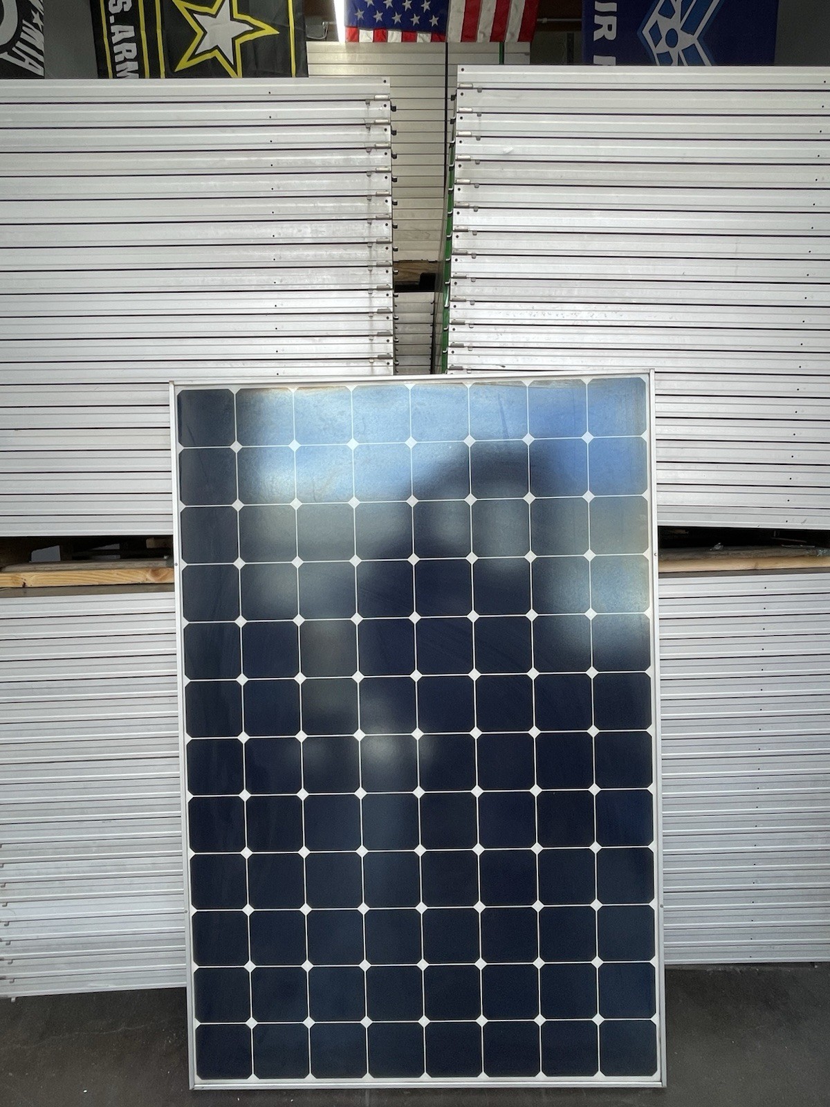 327w Sunpower Solar Panels – SPR-E20-327-COM