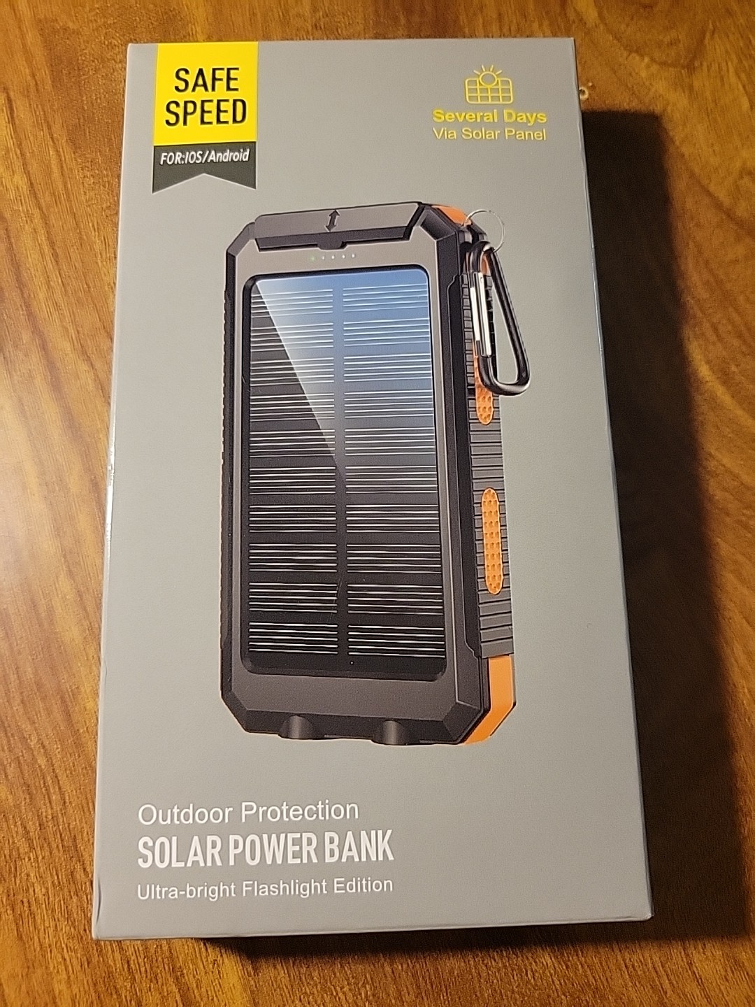 Portable Outdoor Solar Power Bank for IOS & Android with Ultra Bright Flashlight