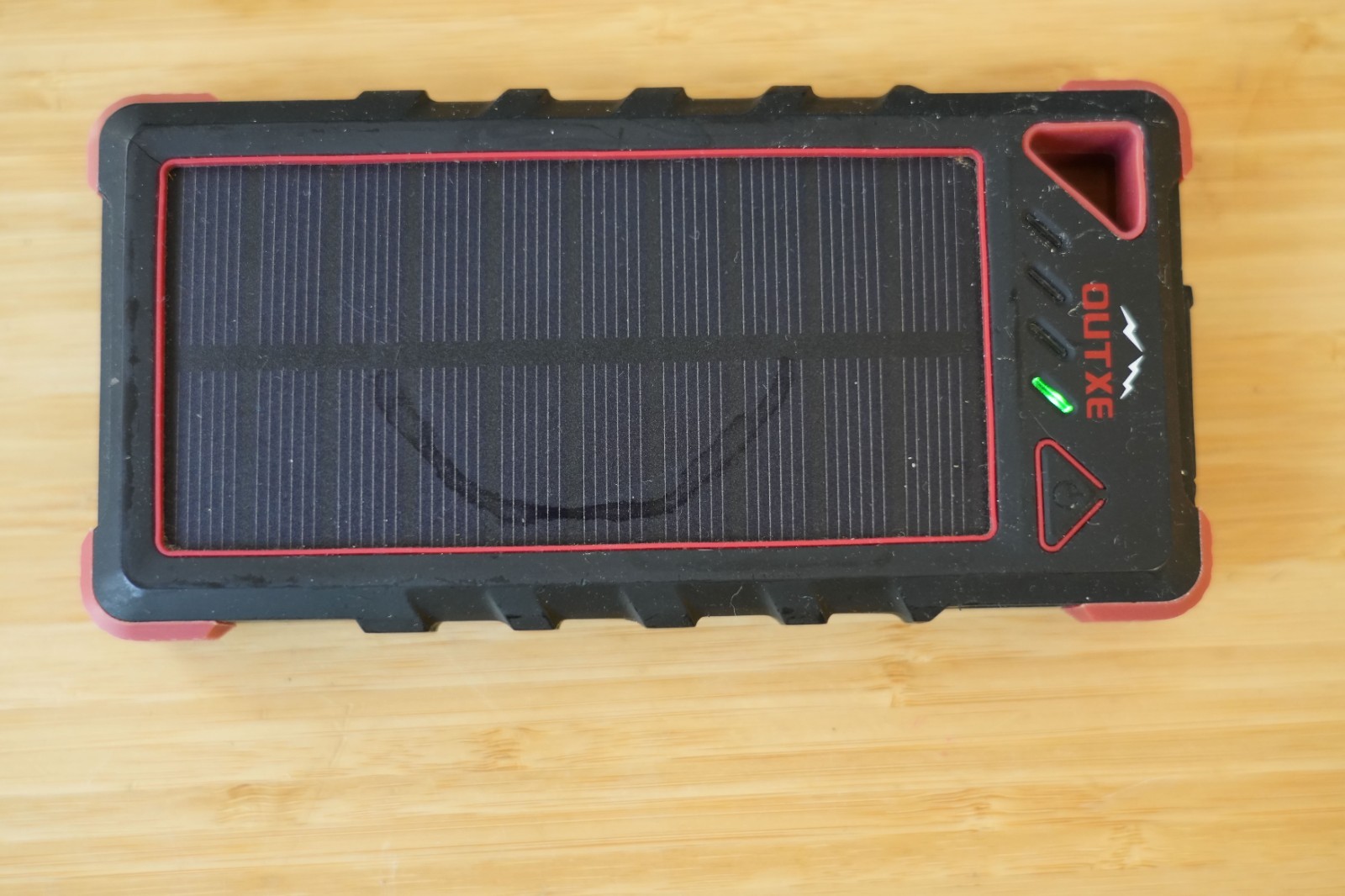 OUTXE 16000mah Solar Power Bank Ip67 Waterproof Shockproof Phone Charger