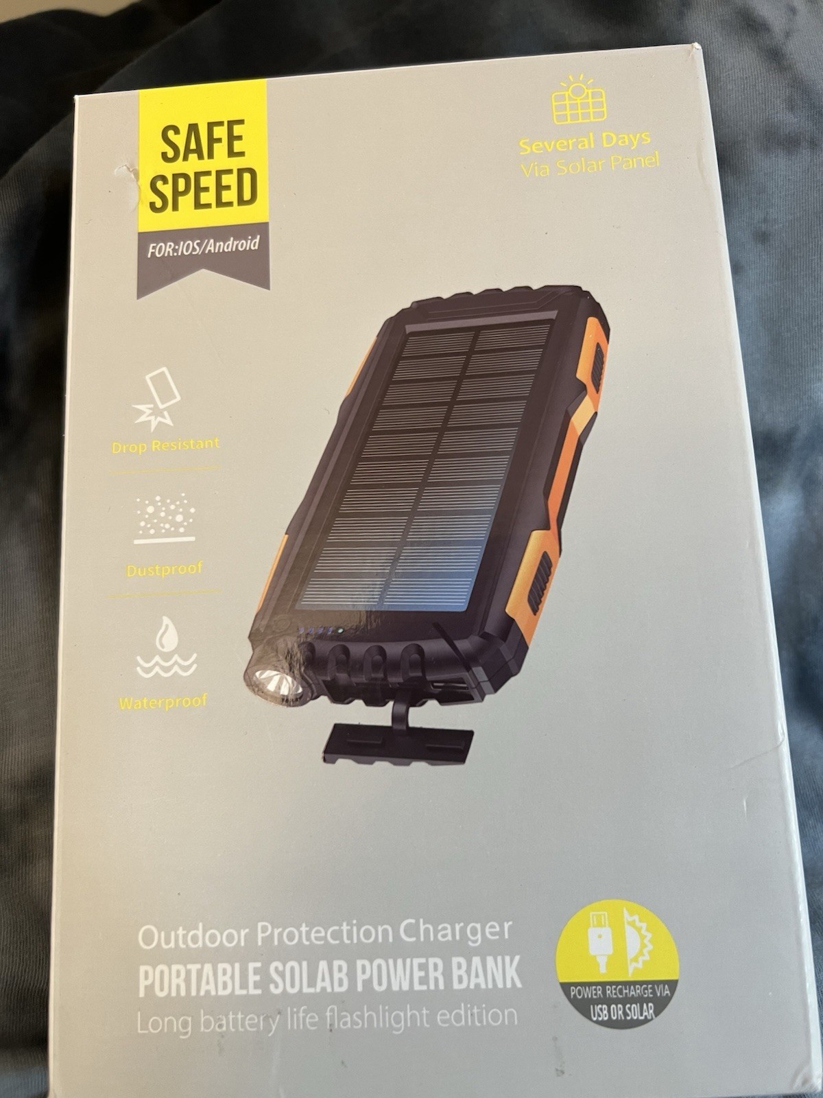 Safe Speed Solar Power Bank IOS & Android Waterproof 42800mAh w/flashlight