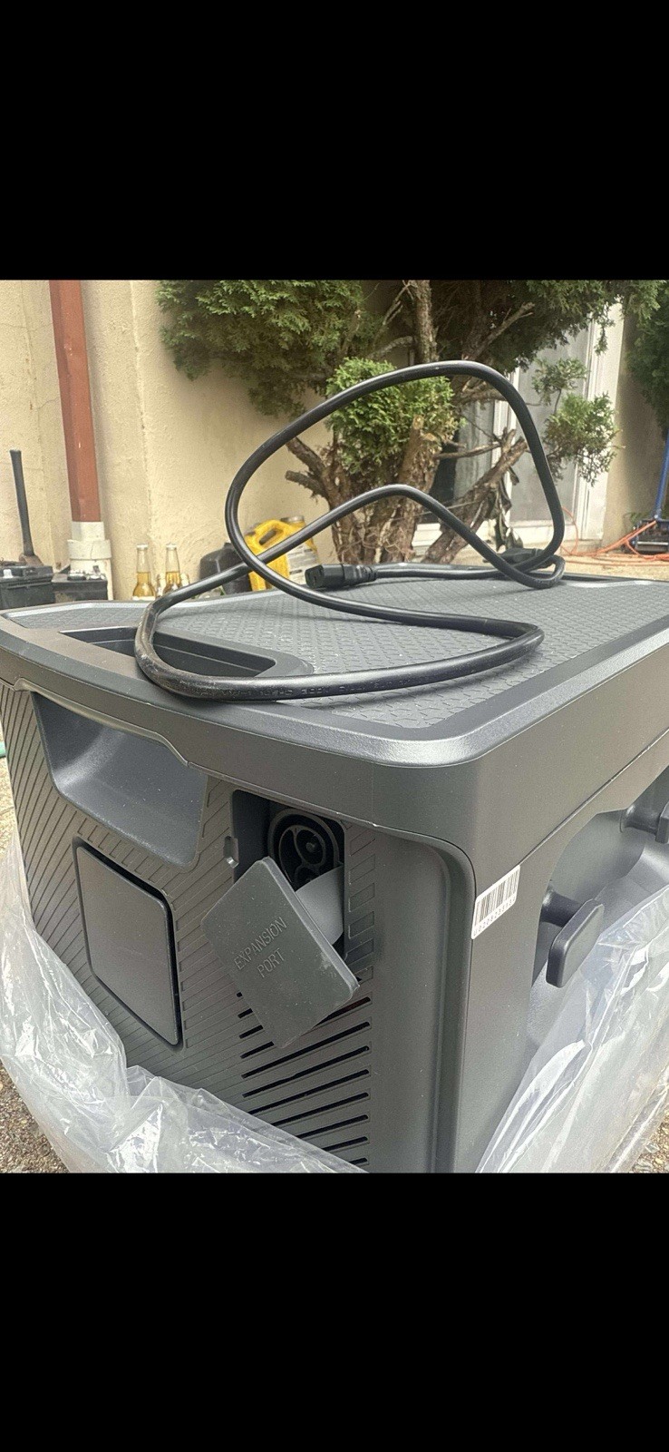 4 Patriots Solar Powered Generator! Brand New