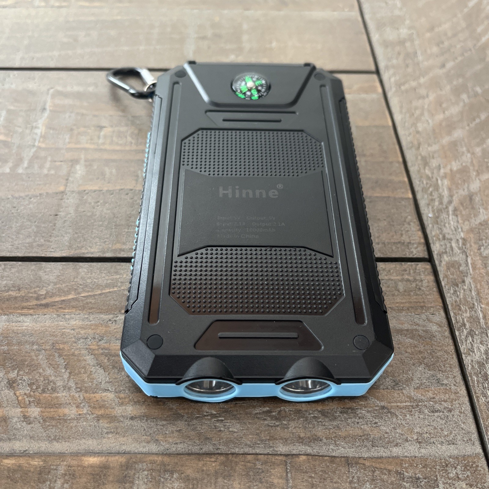 Hinne 10000mAh Solar Power Bank w/ Flashlight