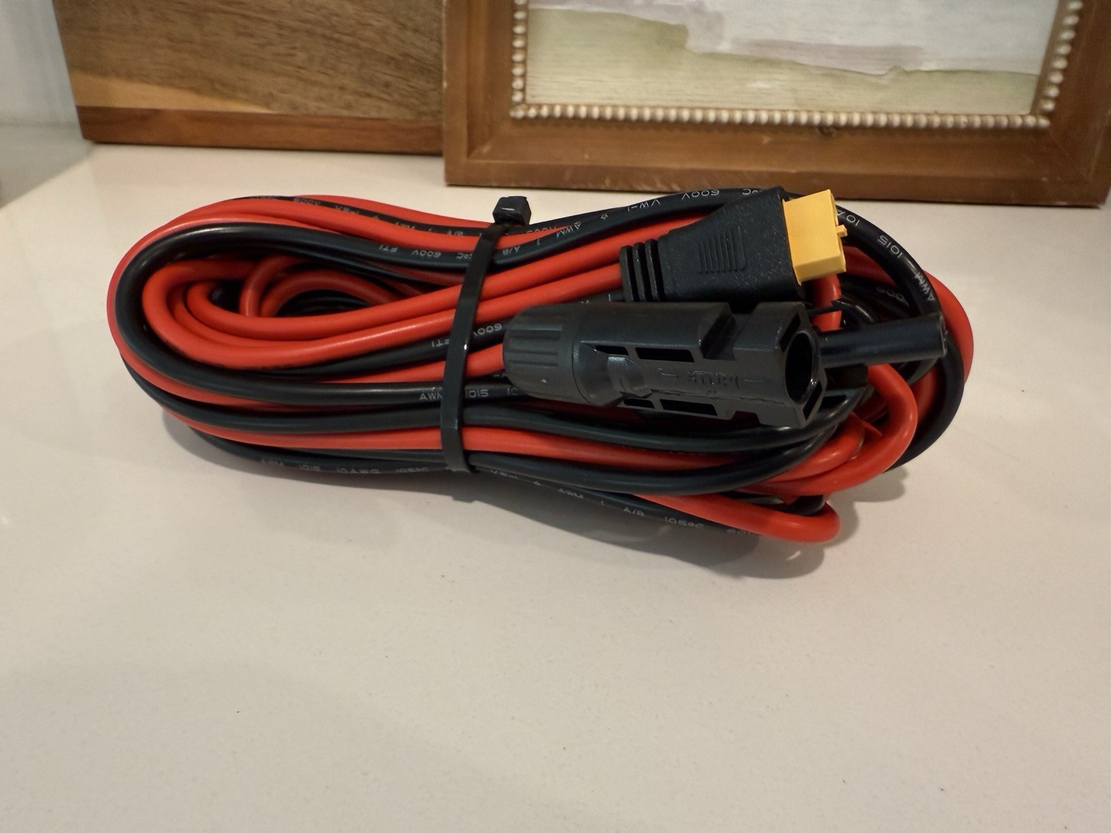 10 AWG XT60 Female to Solar Connector Extension Cable for Solar Generator 20’