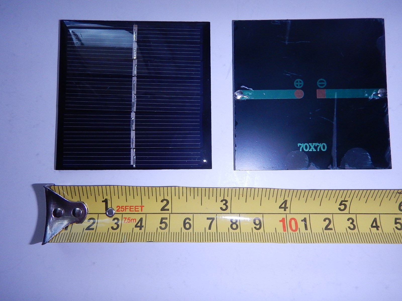 4V x 140 mA. Mini Solar Panel   epoxy encapsulated virtually indestructible .5W