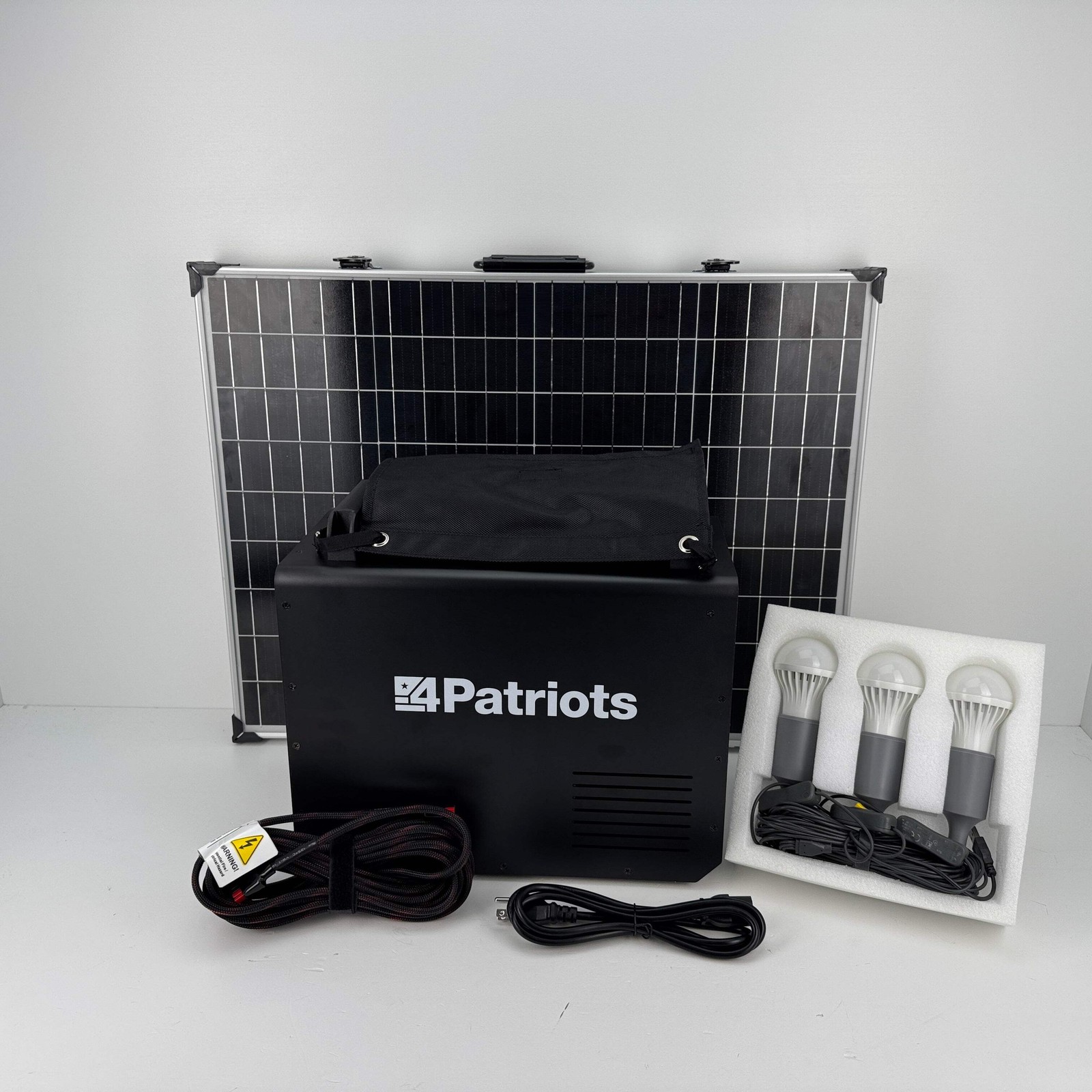 4Patriot 1800 Solar Generator & Solar Panel