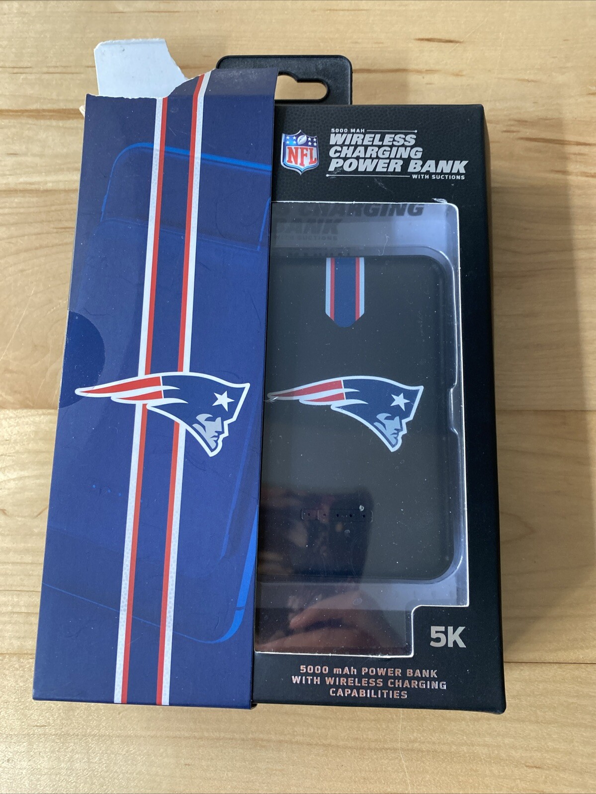 New England Patriots NFL Licensed Wireless Charging Power Bank 5000 MAH