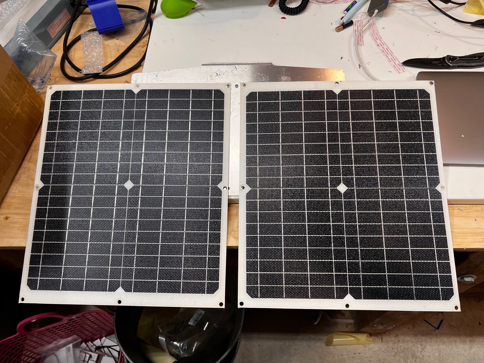 2X 18V 20W (40W tot) Monocrystaline ETFE Laminate PET rigid Solar Panels +mount