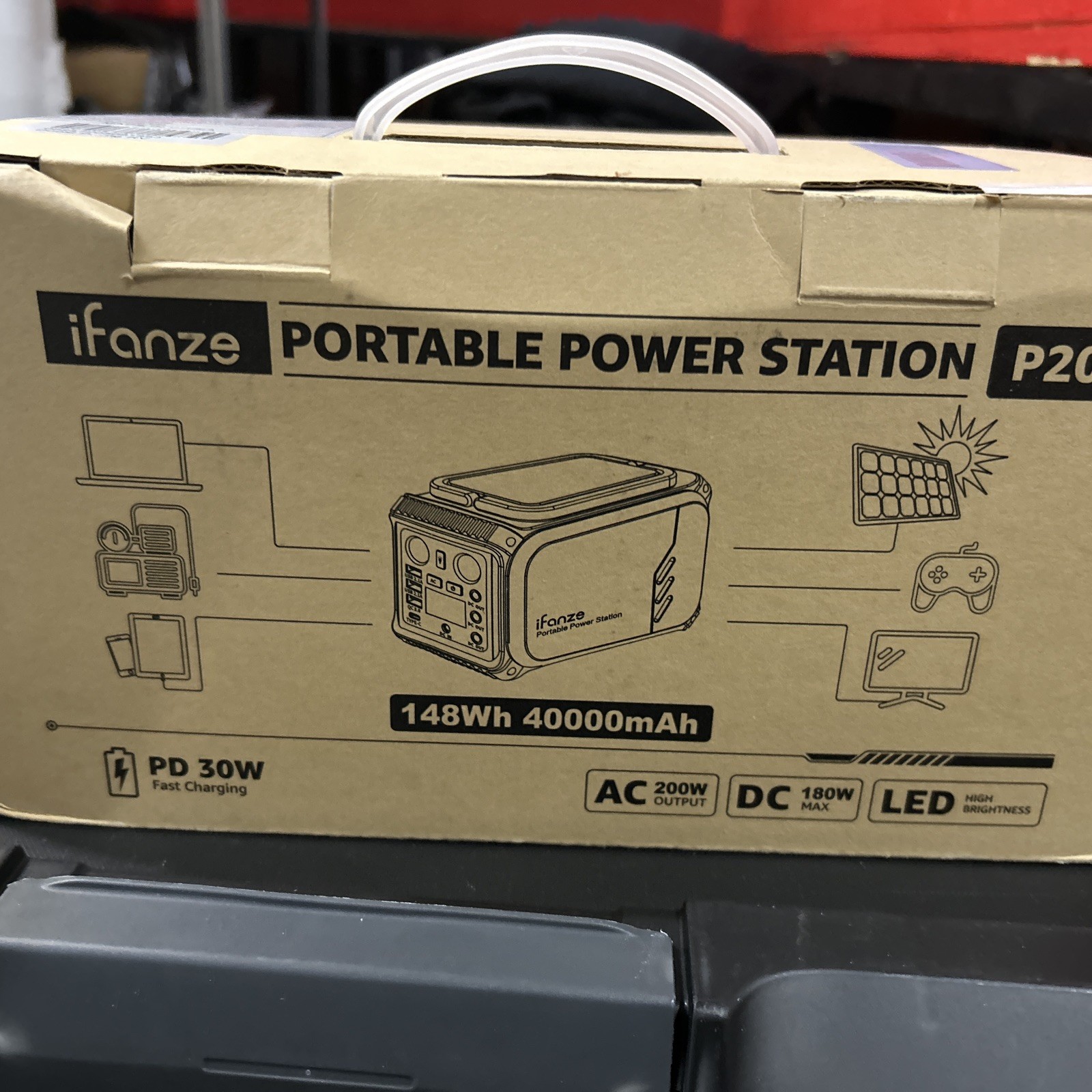 iFanze 200W Portable Power Station, 148Wh 40000mAh Solar Generator Power Supply