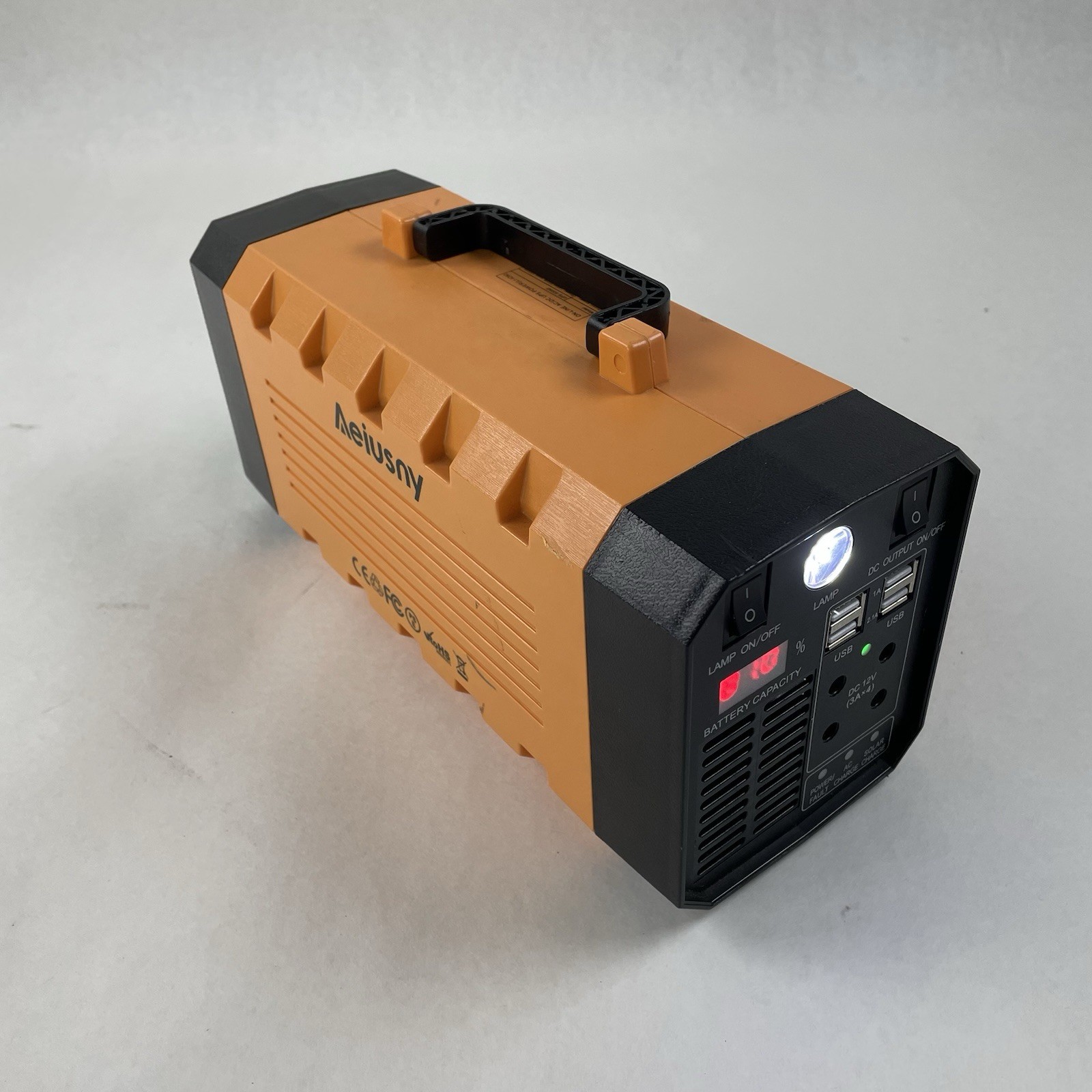 Aeiusny UPS-500AD Solar Generator Portable Power Station Used