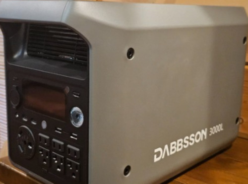 BRAND NEW IN-BOX Dabbsson 3000L 3000W/3072Wh Solar Generator