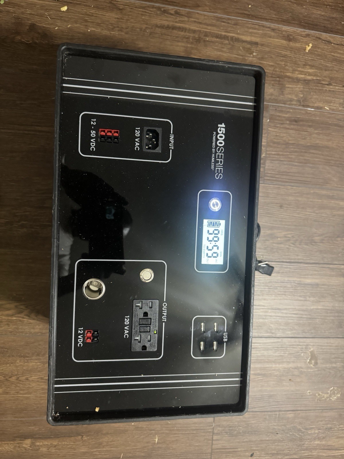 Lion Energy Humless 1500 Series Solar Generator