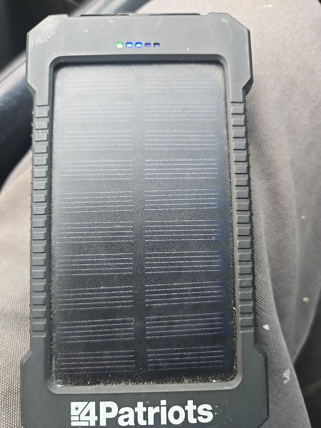 Solar Power Bank 8000 mAh, Wireless Portable Charger, Solar Panel for Cell Phone