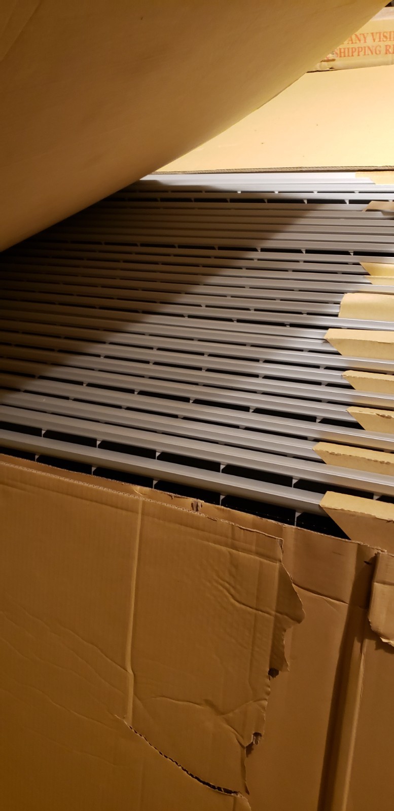 New unused Hyperion 535W  Biracial Solar Panel