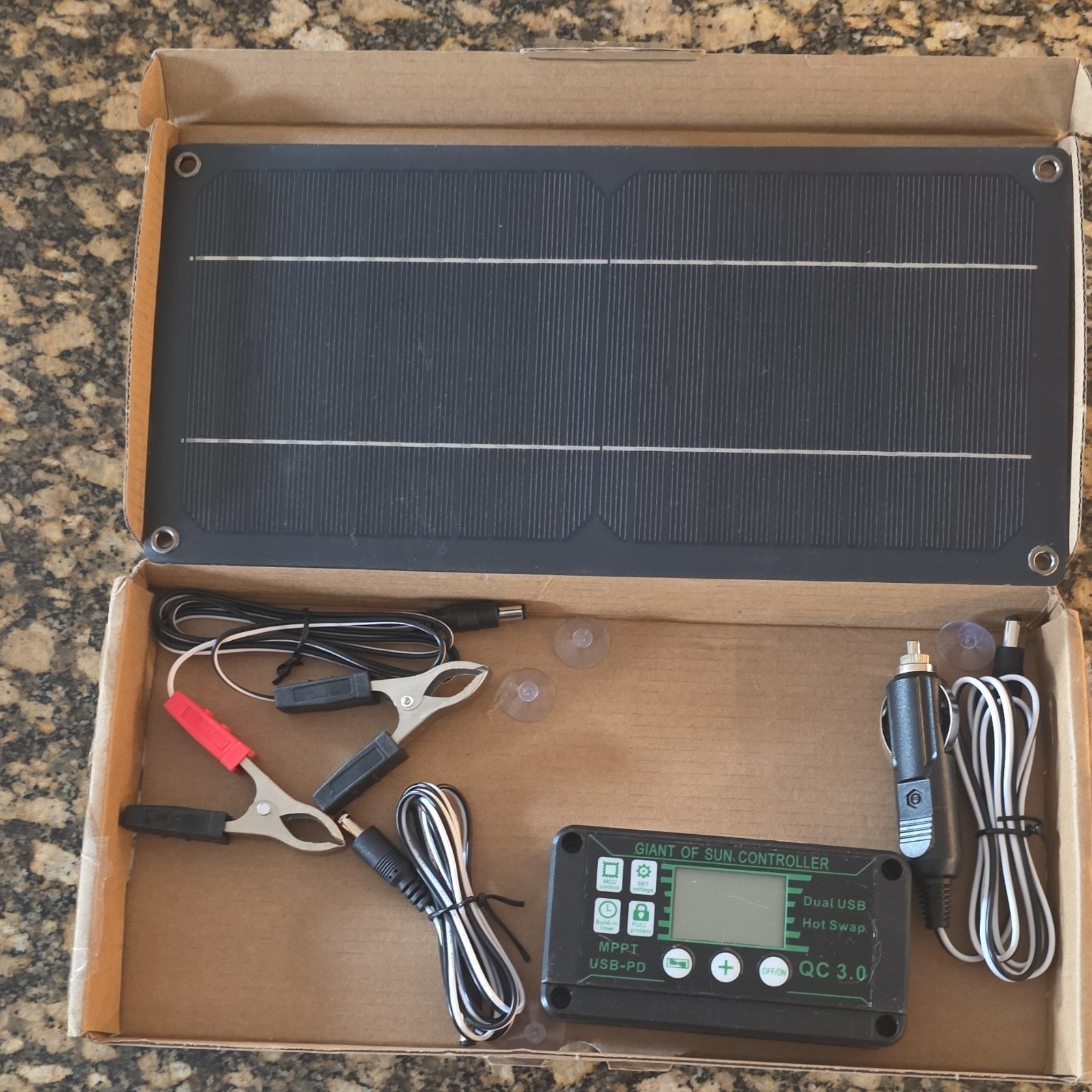 Giant of Sun Portable Monocrystalline Solar Panel Kit MPPT Dual USB 18V 18W