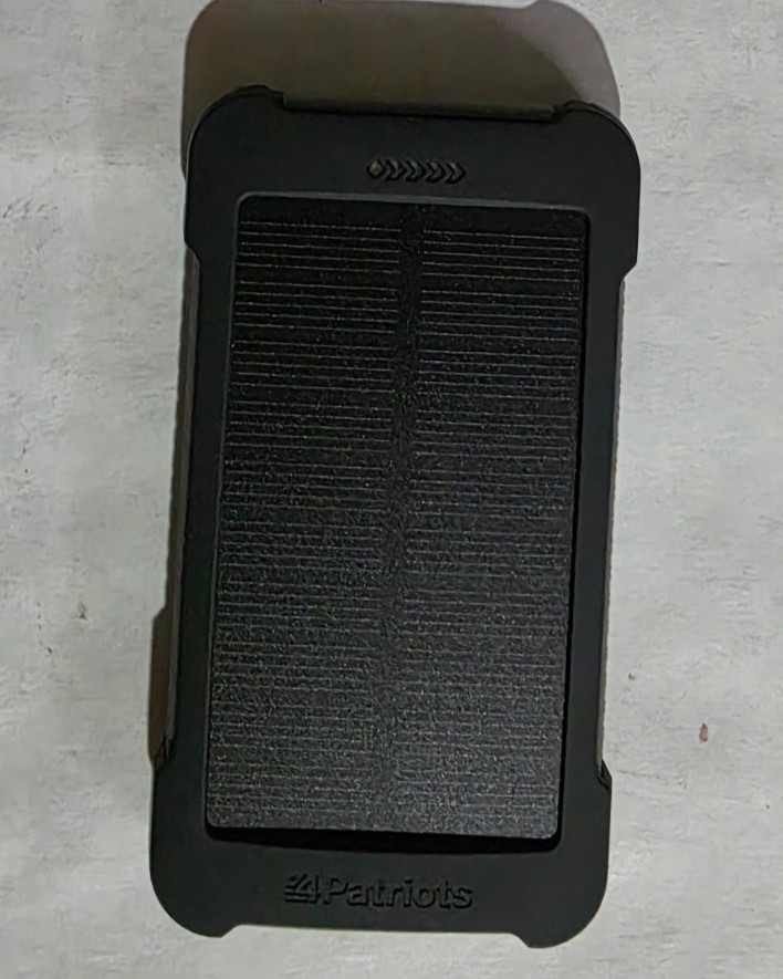 4Patriots Patriot Power Cell CX 8000 mAh Portable solar power (NO CABLE) USB-C