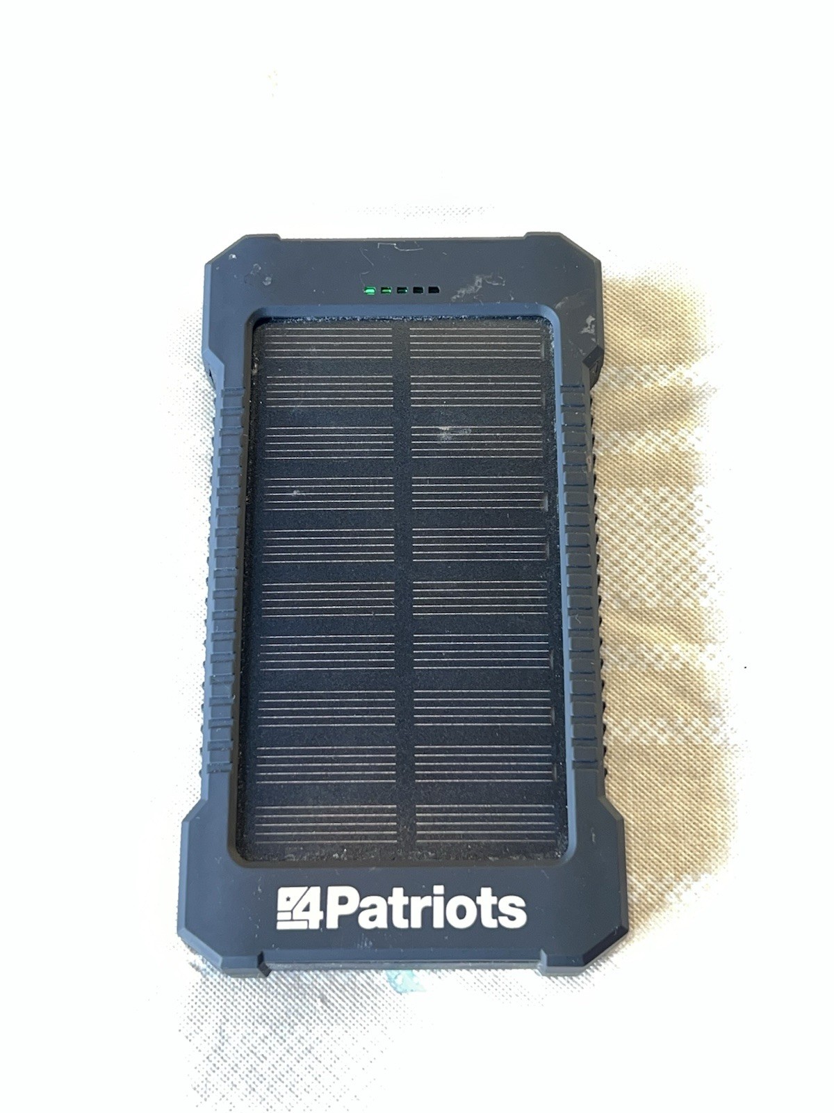 4Patriots Power Cell 8000 mAh Lithium Ion Portable Solar Power Bank PPC-CX